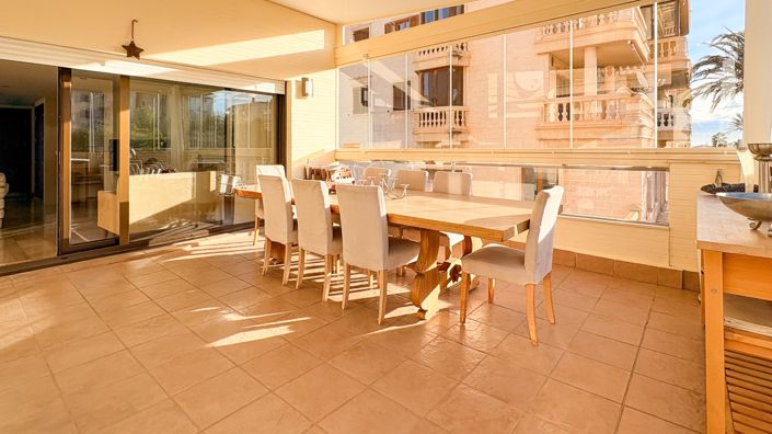 Image No.4-4 Bed Villa for sale