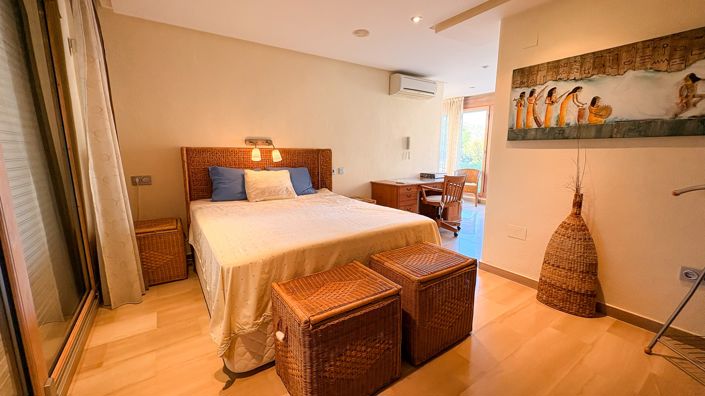 Image No.44-4 Bed Villa for sale