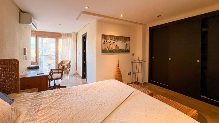 Image No.45-4 Bed Villa for sale