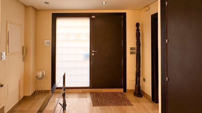 Image No.9-4 Bed Villa for sale