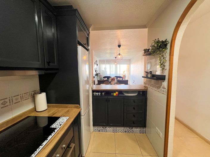 Image No.12-2 Bed Apartment for sale
