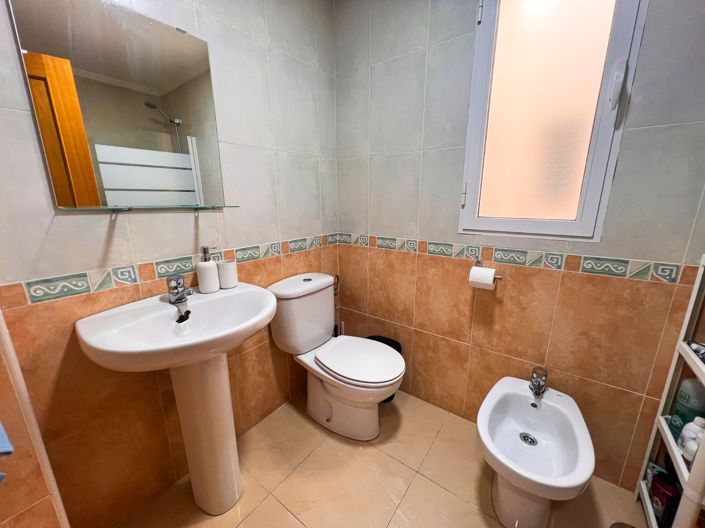 Image No.21-2 Bed Apartment for sale