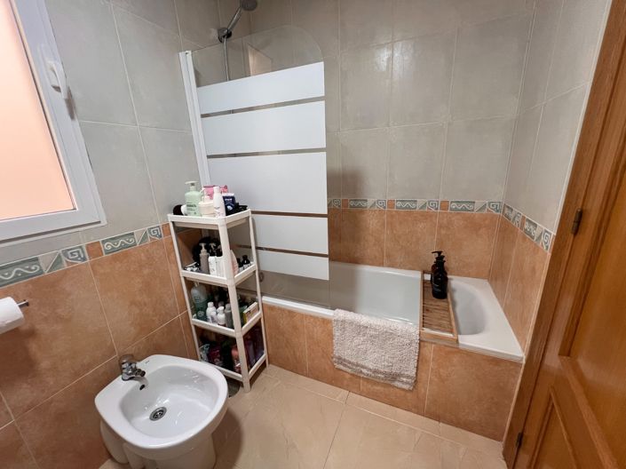 Image No.22-2 Bed Apartment for sale