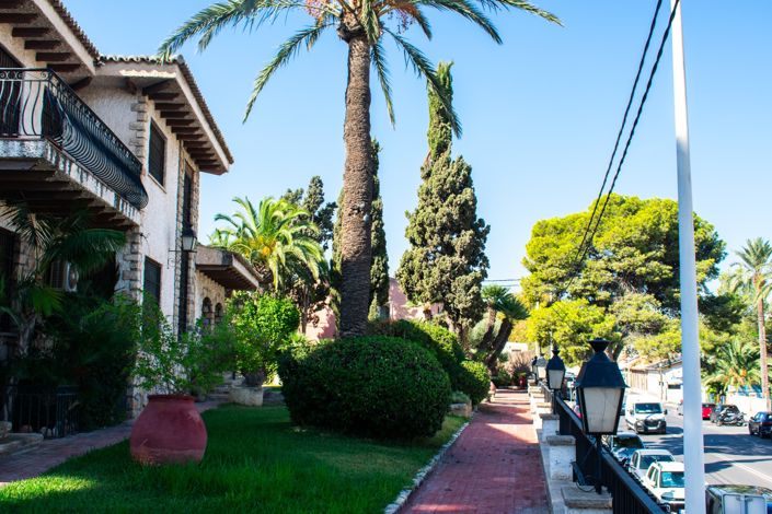 Image No.6-6 Bed Villa for sale