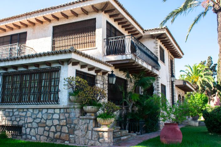 Image No.7-6 Bed Villa for sale