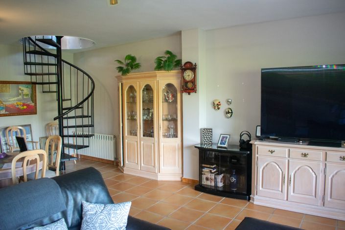 Image No.17-5 Bed Villa for sale