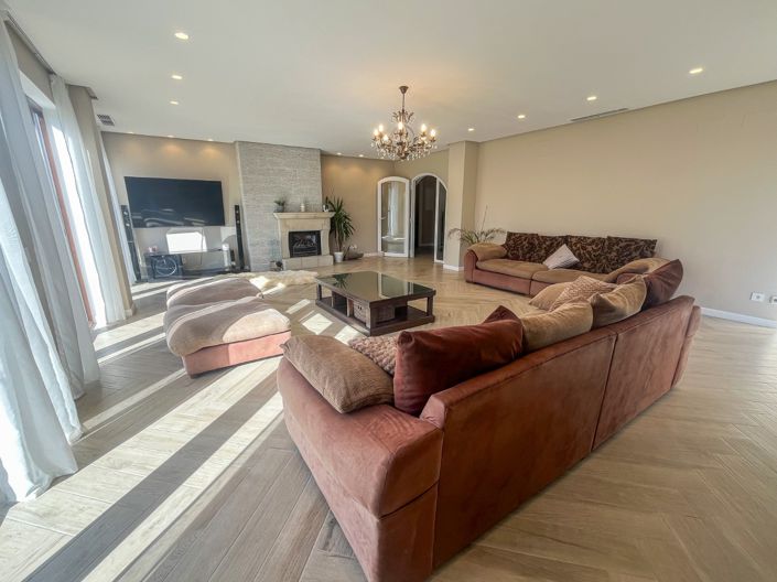 Image No.20-4 Bed Villa for sale