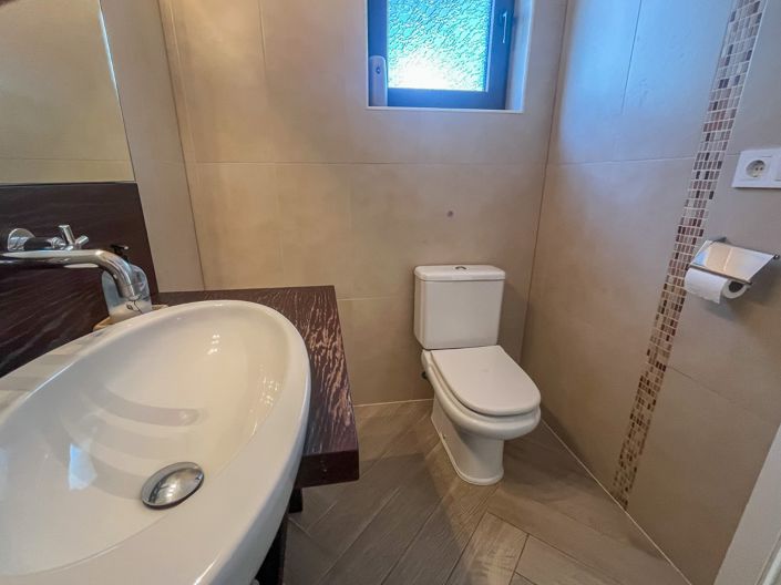Image No.35-4 Bed Villa for sale
