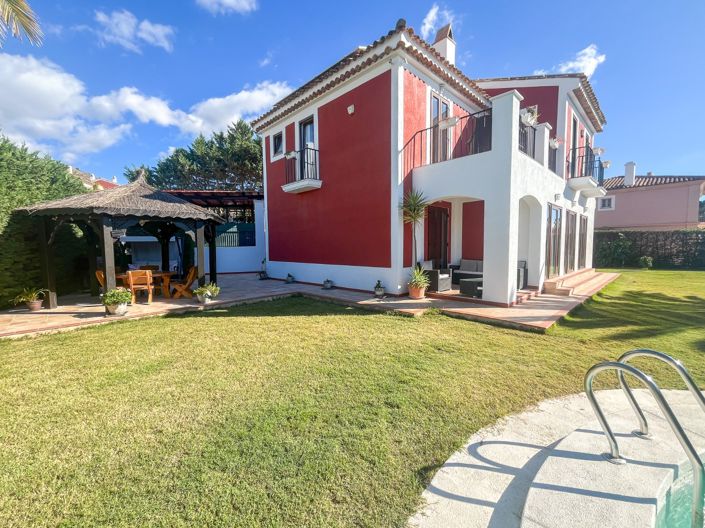 Image No.6-4 Bed Villa for sale
