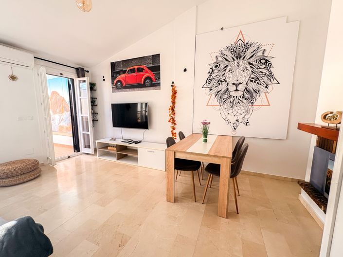 Image No.10-2 Bed Townhouse for sale