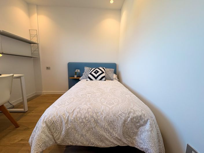 Image No.32-3 Bed Townhouse for sale