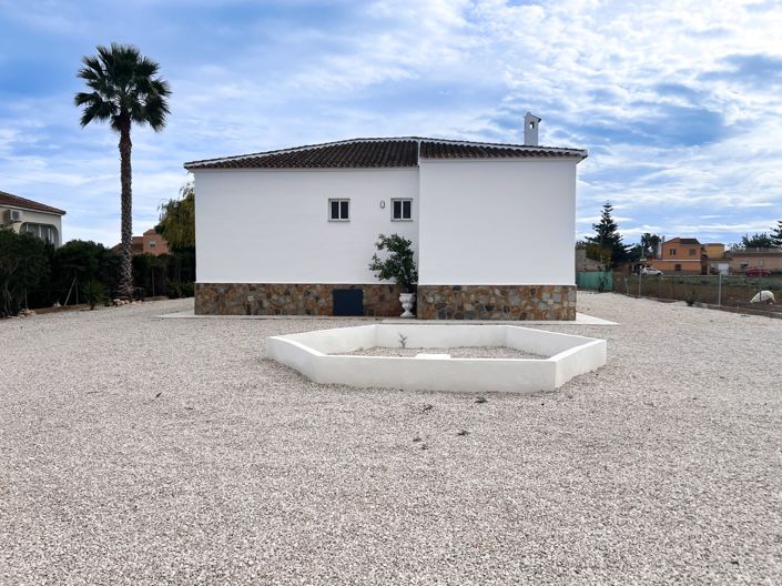Image No.37-4 Bed Villa for sale