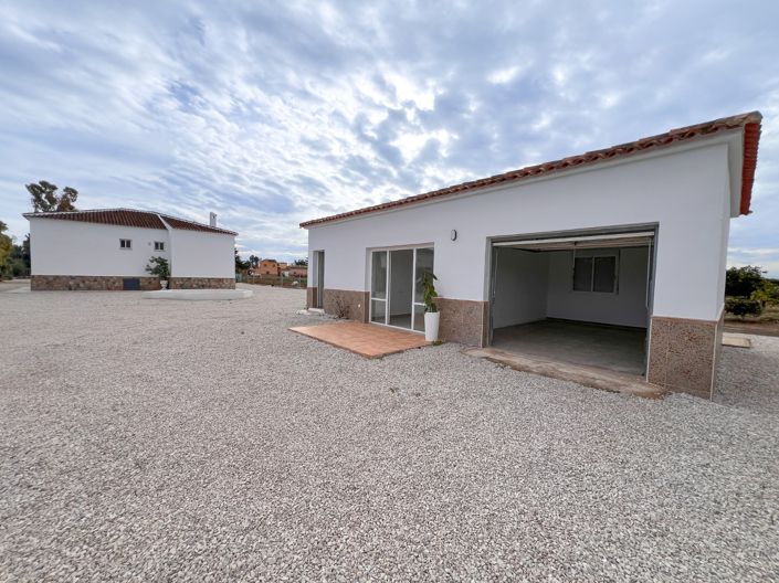 Image No.42-4 Bed Villa for sale