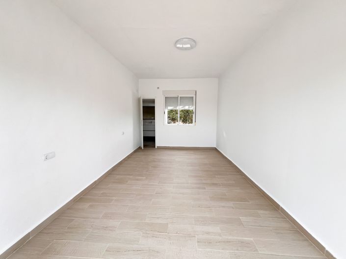 Image No.46-4 Bed Villa for sale