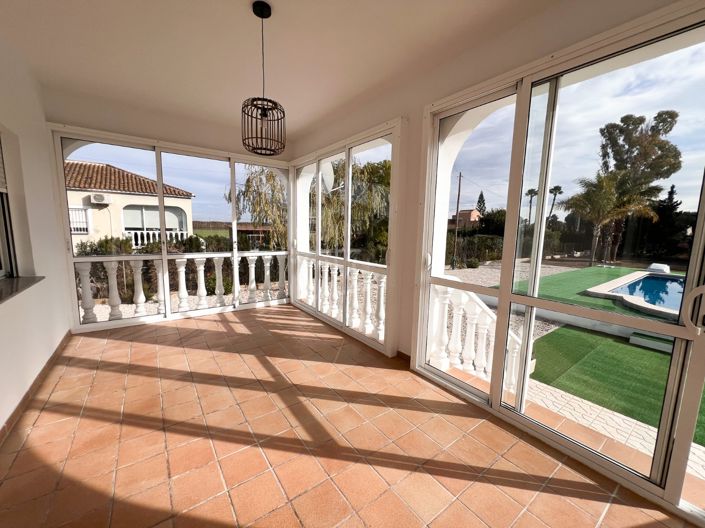 Image No.9-4 Bed Villa for sale