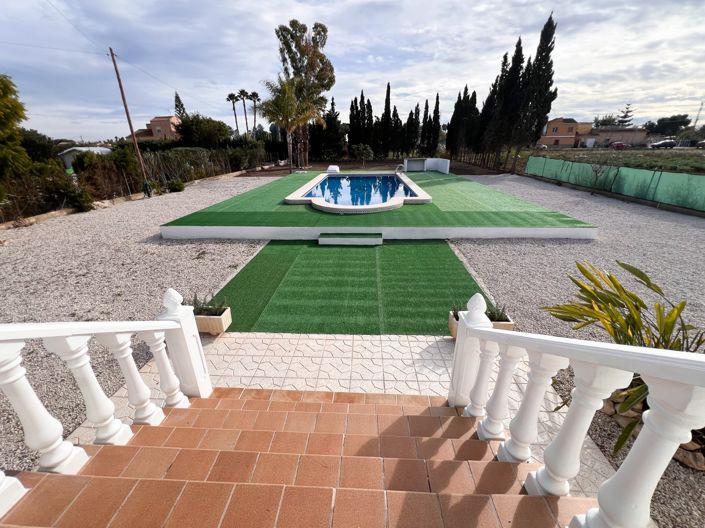 Image No.10-4 Bed Villa for sale