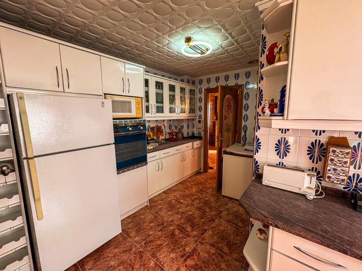 Image No.17-3 Bed Apartment for sale