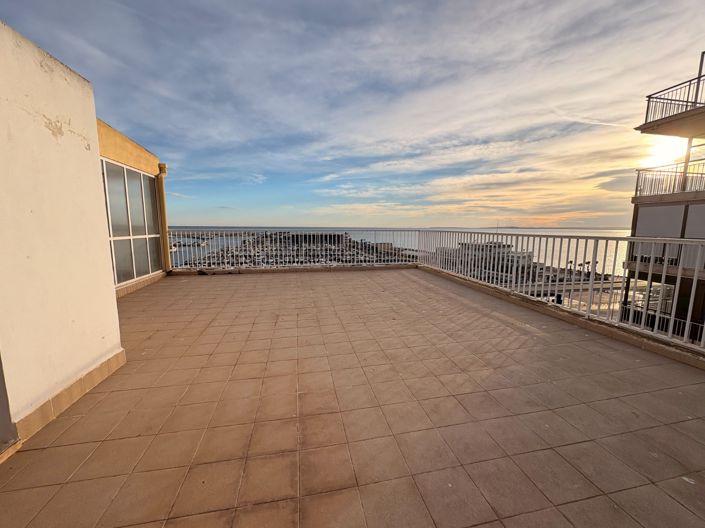 Image No.3-3 Bed Apartment for sale