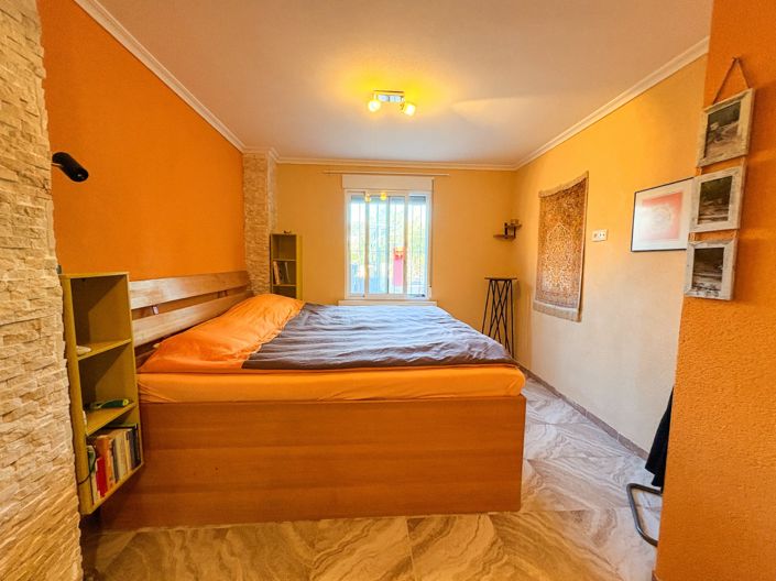 Image No.17-5 Bed Finca for sale