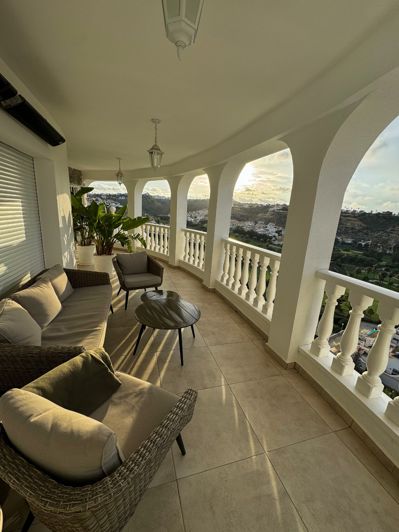 Image No.4-8 Bed Villa for sale