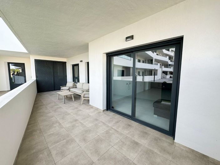 Image No.3-2 Bed Apartment for sale