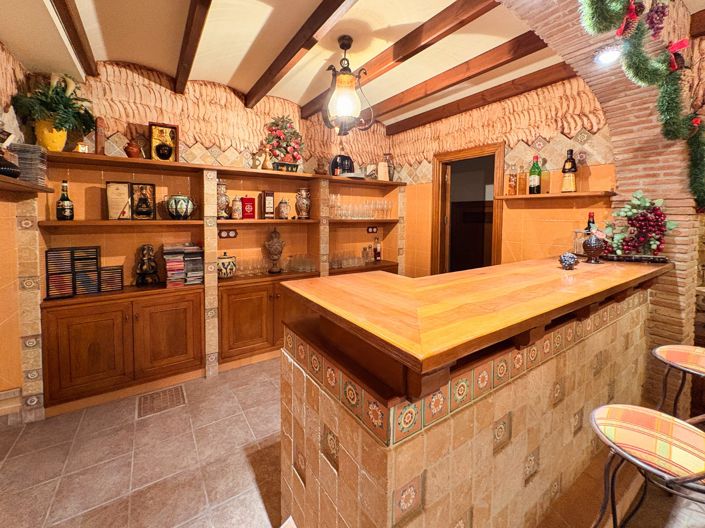 Image No.25-7 Bed Finca for sale