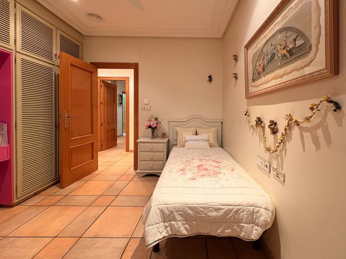 Image No.45-7 Bed Finca for sale