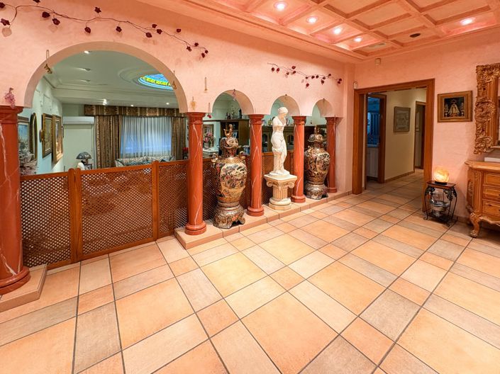 Image No.7-7 Bed Finca for sale
