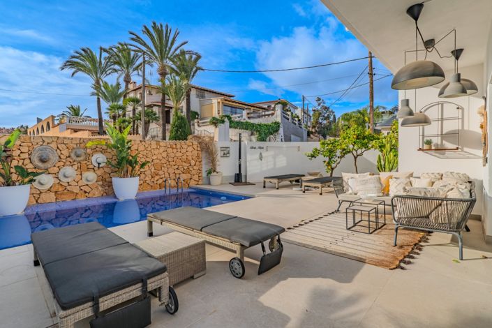 Image No.5-7 Bed Villa for sale