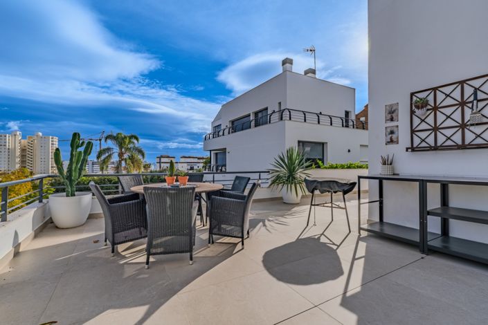 Image No.41-7 Bed Villa for sale