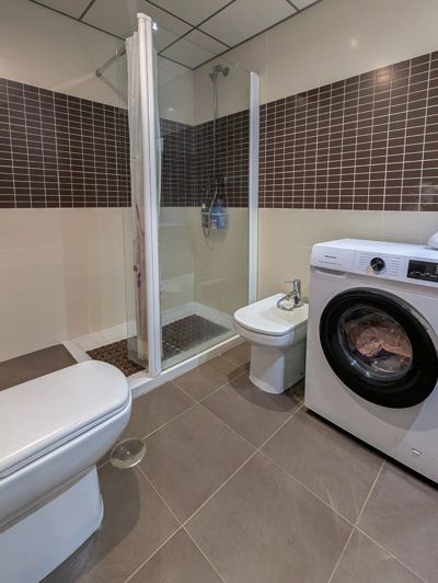 Image No.21-2 Bed Apartment for sale
