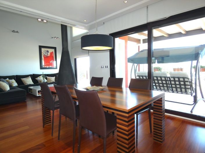 Image No.11-7 Bed Villa for sale