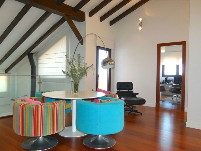 Image No.20-7 Bed Villa for sale