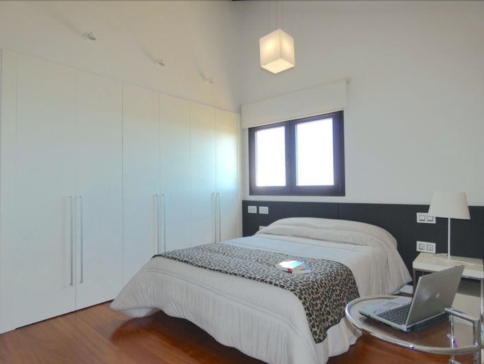 Image No.32-7 Bed Villa for sale