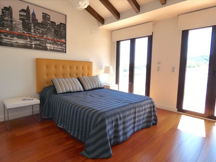 Image No.34-7 Bed Villa for sale