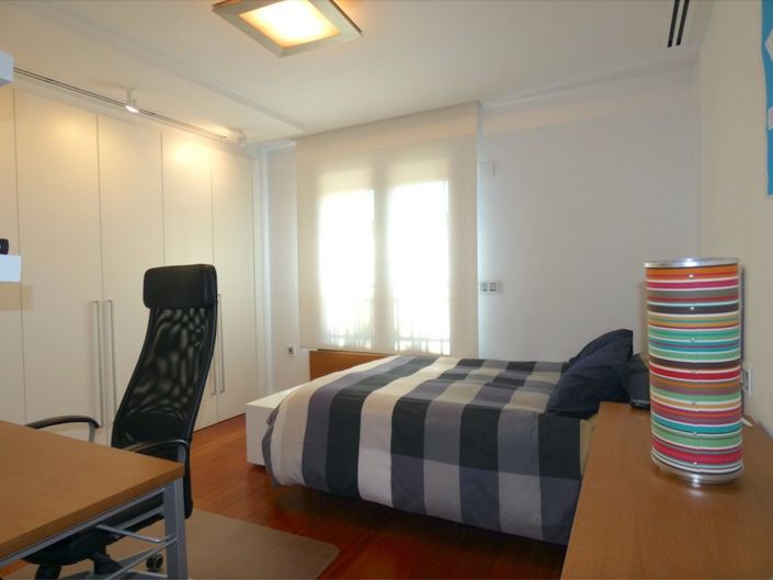 Image No.40-7 Bed Villa for sale