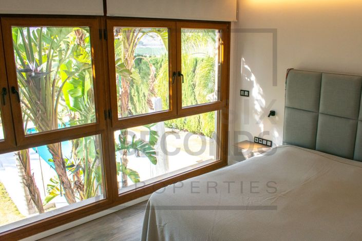 Image No.28-2 Bed Villa for sale