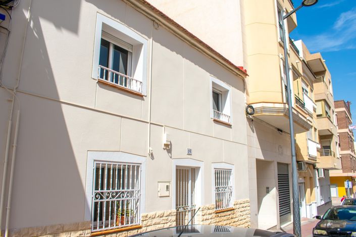 Image No.3-Maison de ville de 3 chambres à vendre à Guardamar del Segura