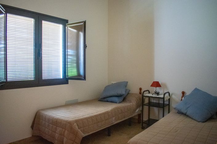 Image No.27-3 Bed Villa for sale