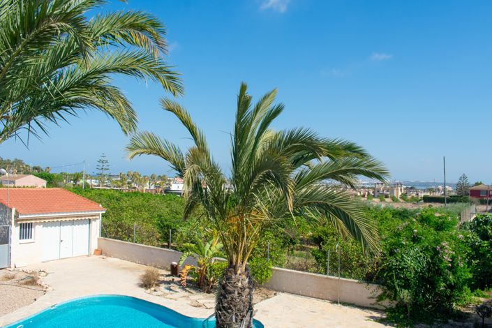 Image No.33-3 Bed Villa for sale