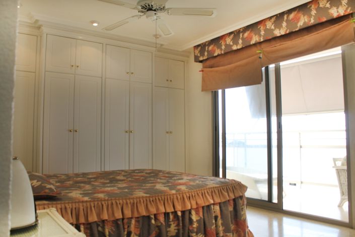 Image No.17-4 Bed Apartment for sale