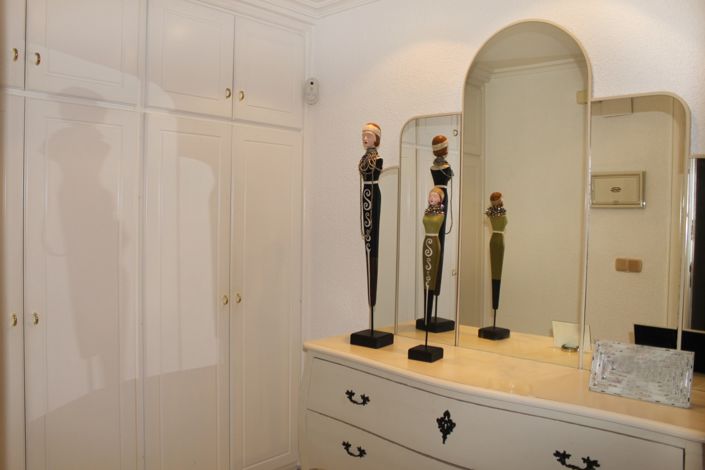 Image No.36-4 Bed Apartment for sale