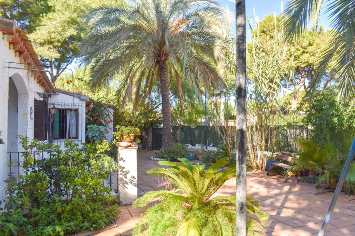 Image No.15-4 Bed Villa for sale