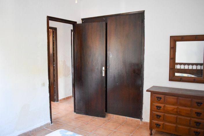 Image No.33-4 Bed Villa for sale