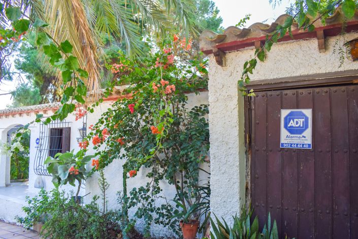 Image No.8-4 Bed Villa for sale