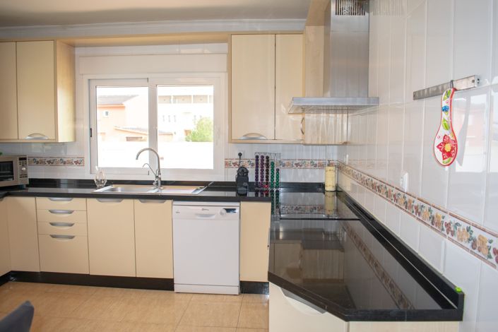 Image No.21-5 Bed Villa for sale