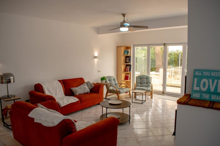 Image No.11-7 Bed Villa for sale