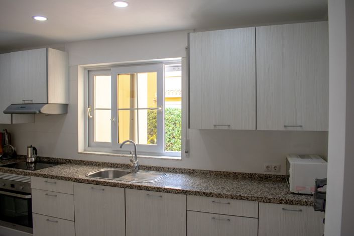 Image No.12-7 Bed Villa for sale