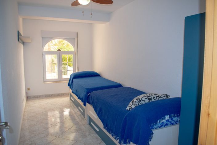 Image No.18-7 Bed Villa for sale