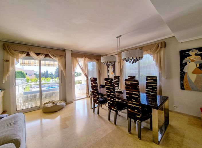 Image No.11-5 Bed Villa for sale